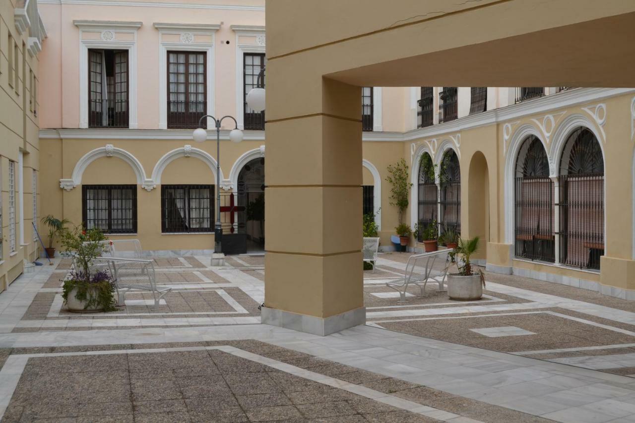 Sherryflat Caballeros - Parking Jerez de la Frontera Exterior photo